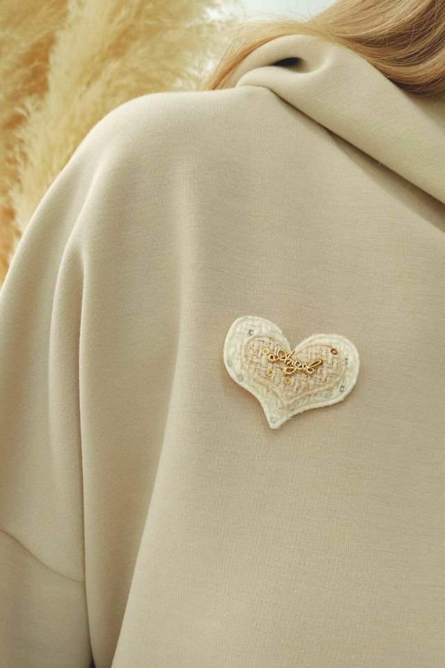 Ujján masnis kapucnis női pulóver + nadrág szett - Katris