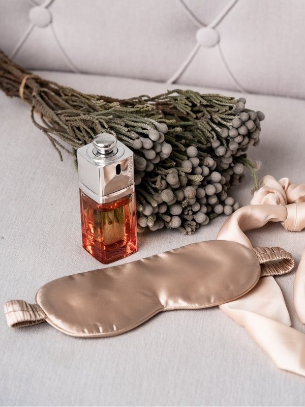 Bézs prémium selyemmaszk - Katris