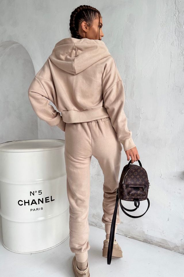 Mogyorószínű szuperpuha meleg kétrészes szett - Katris