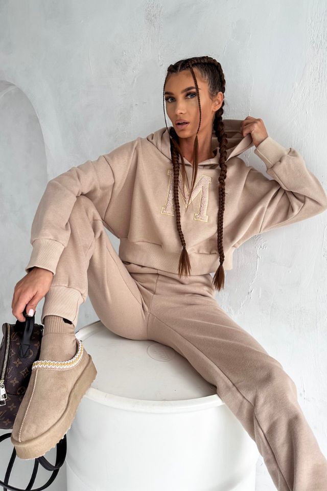 Mogyorószínű szuperpuha meleg kétrészes szett - Katris