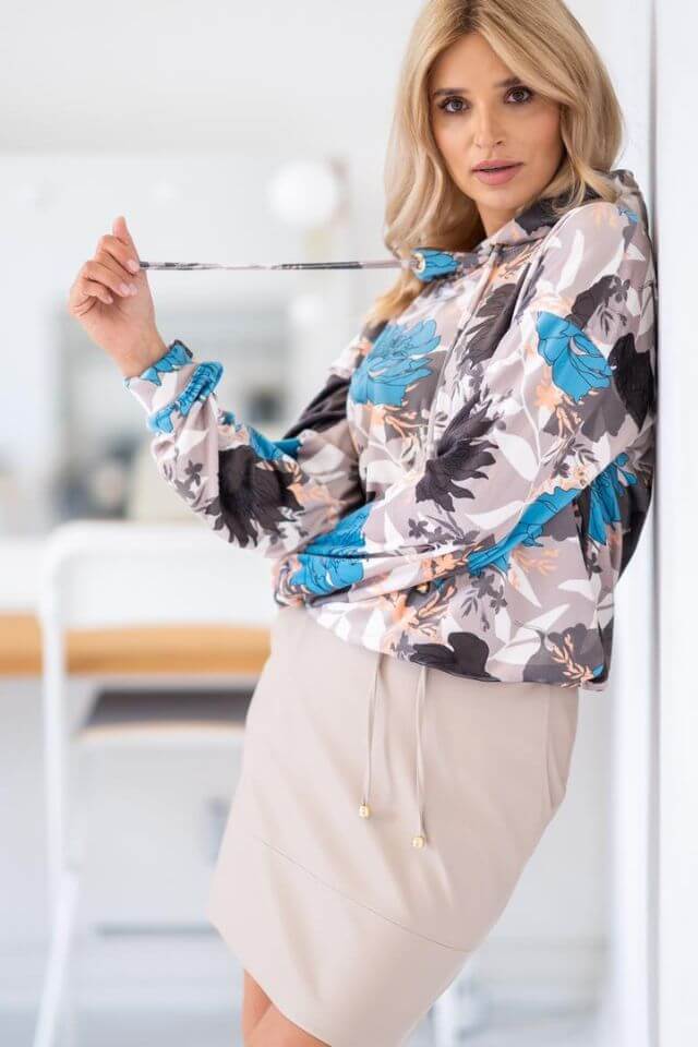 Plüss pihe-puha különleges virágmintás kapucnis pulóver - Katris